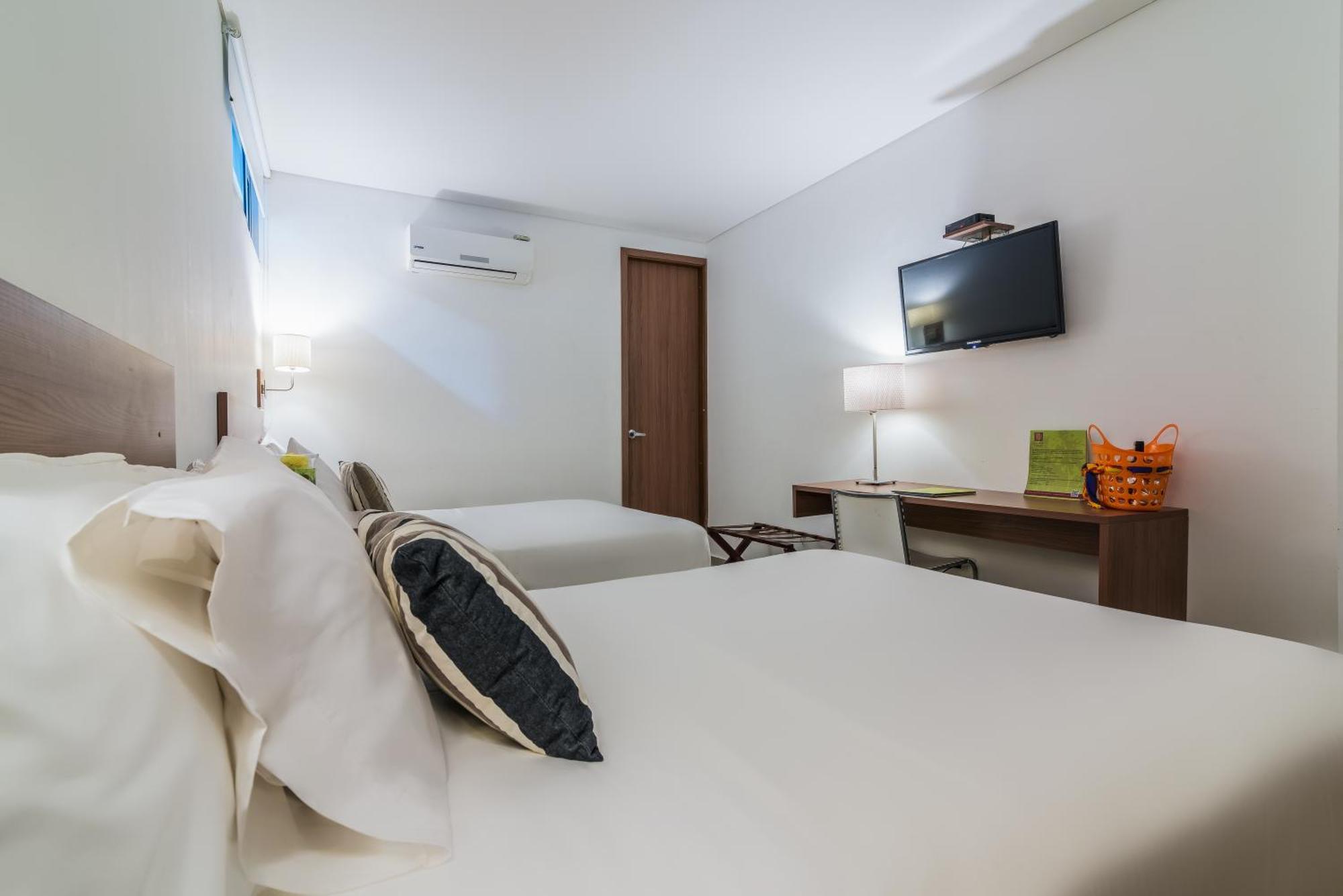 Hotel Soleira Tolú エクステリア 写真